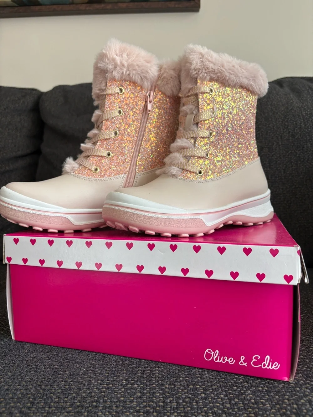 Olive & Edie Pink Glitter Faux-Fur Kids Snow Boots